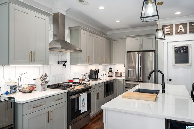 715 CASSIE DRIVE W, Pell City, AL 35128
