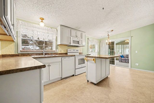 1330 Windridge Lane, Fremont City, MI 49412