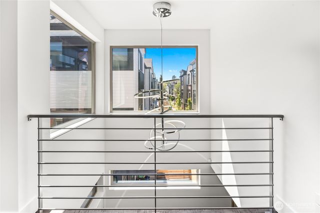 8347 12th Avenue NW, Seattle, WA 98117
