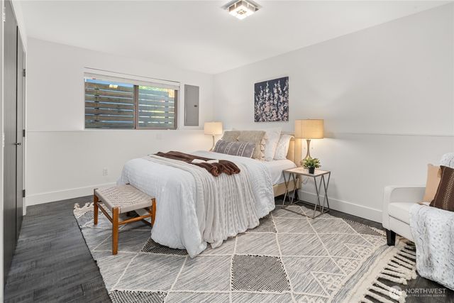 8347 12th Avenue NW, Seattle, WA 98117