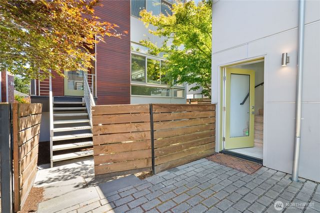 8347 12th Avenue NW, Seattle, WA 98117
