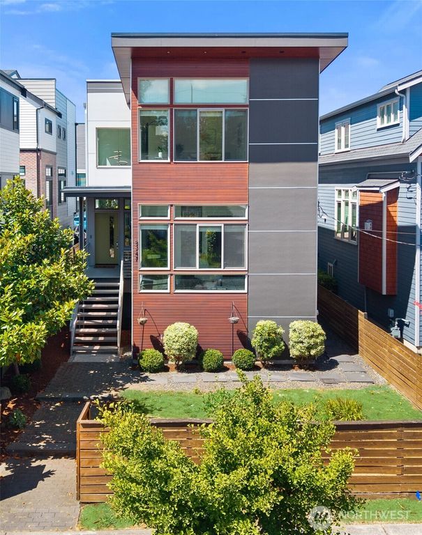 8347 12th Avenue NW, Seattle, WA 98117
