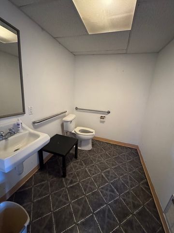 435-455 State Street, Springfield, MA 01105