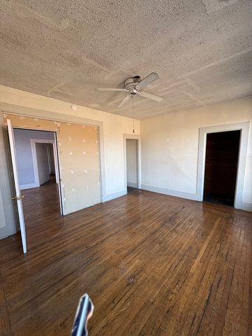 435-455 State Street, Springfield, MA 01105