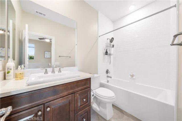 2023 Meadow Vista Place, Escondido, CA 92026