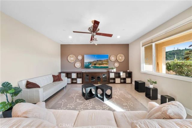 2023 Meadow Vista Place, Escondido, CA 92026