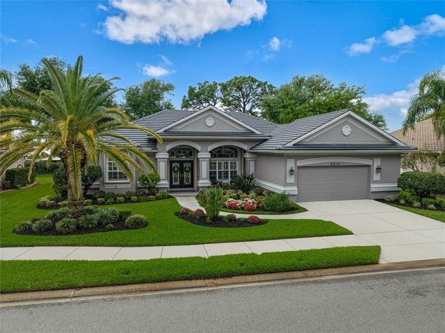 5019 BELLA TERRA DRIVE, Venice, FL 34293