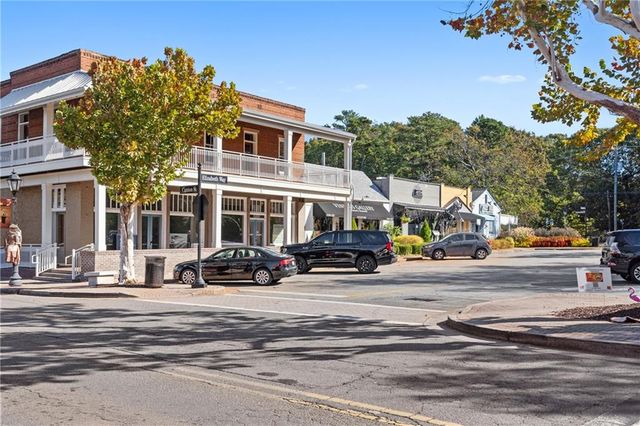 125 Spring Drive, Roswell, GA 30075