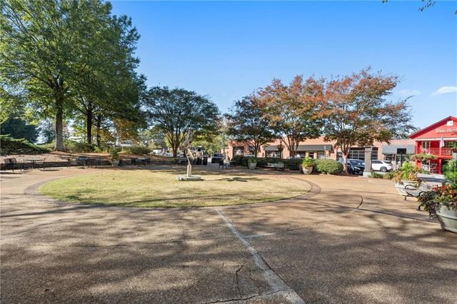 125 Spring Drive, Roswell, GA 30075