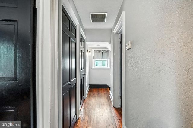 302 WASHINGTON AVE, Pitman, NJ 08071