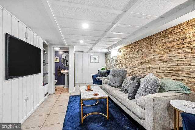 302 WASHINGTON AVE, Pitman, NJ 08071