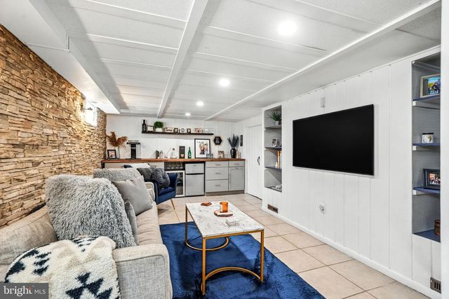 302 WASHINGTON AVE, Pitman, NJ 08071