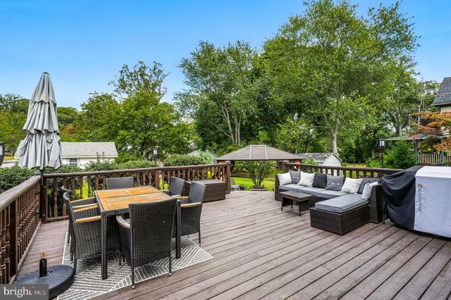 302 WASHINGTON AVE, Pitman, NJ 08071