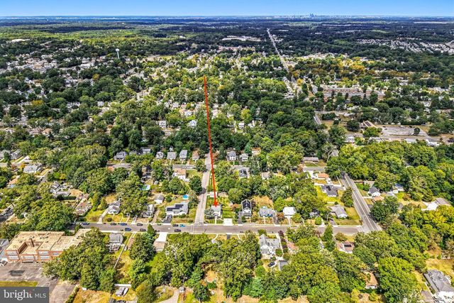 302 WASHINGTON AVE, Pitman, NJ 08071