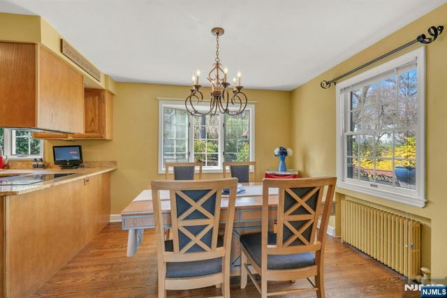 1 Crescent Place, Ho-ho-kus, NJ 07423