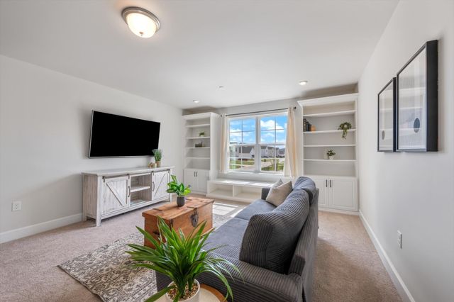 4056 Rosa Dr, Nolensville, TN 37135