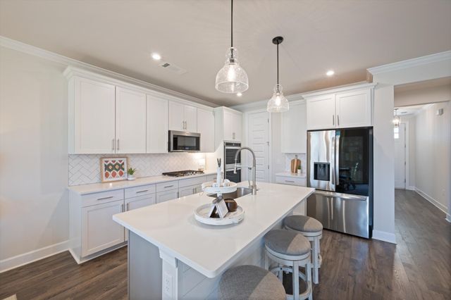 4056 Rosa Dr, Nolensville, TN 37135