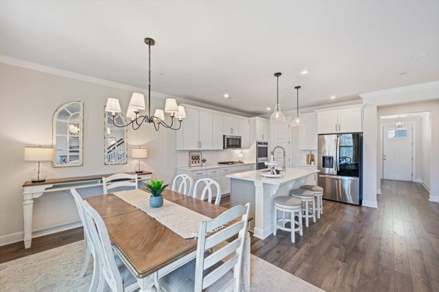 4056 Rosa Dr, Nolensville, TN 37135