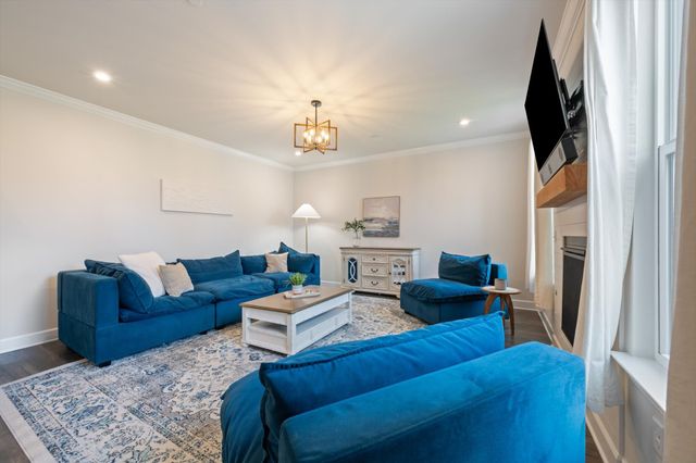 4056 Rosa Dr, Nolensville, TN 37135