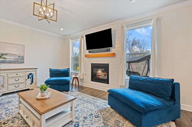 4056 Rosa Dr, Nolensville, TN 37135