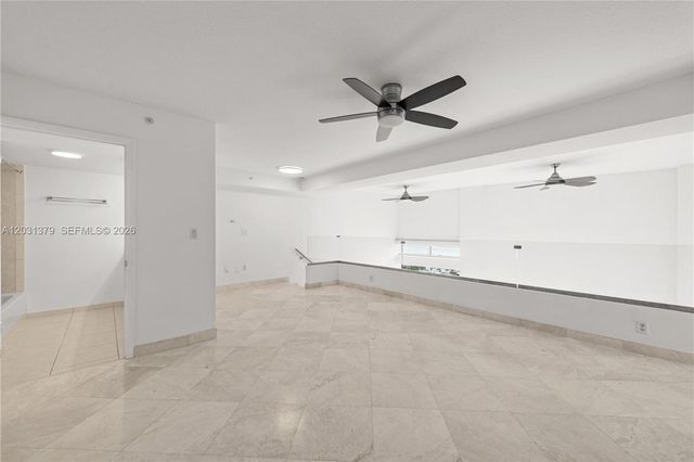 7600 Collins Ave 1210, Miami Beach, FL 33141