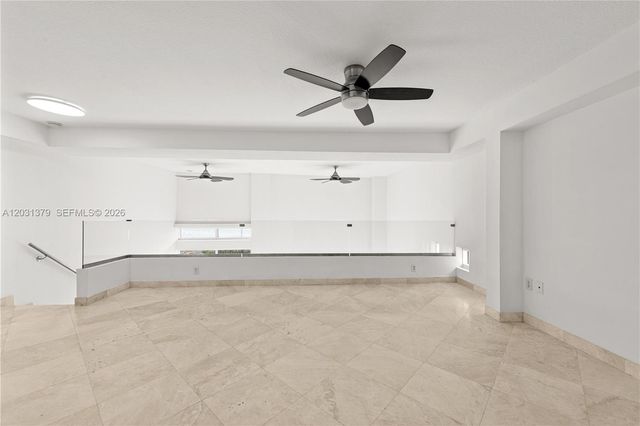 7600 Collins Ave 1210, Miami Beach, FL 33141