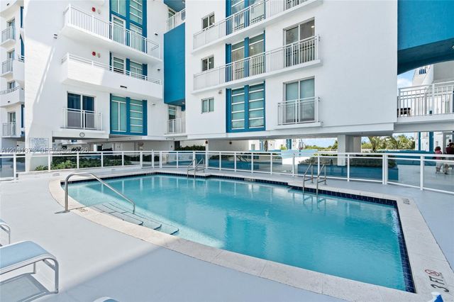 7600 Collins Ave 1210, Miami Beach, FL 33141