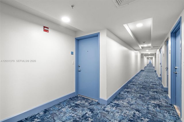7600 Collins Ave 1210, Miami Beach, FL 33141