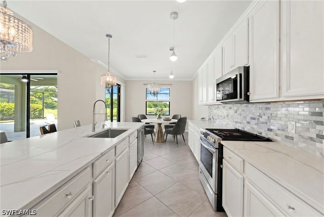 11905 Hickory Estate CIR, Fort Myers, FL 33913
