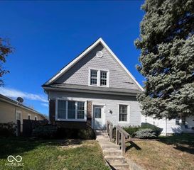 106 S 3rd Avenue, Beech Grove, IN 46107