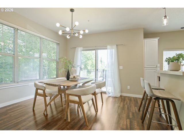 8656 Ne DELAMERE Way, Hillsboro, OR 97006