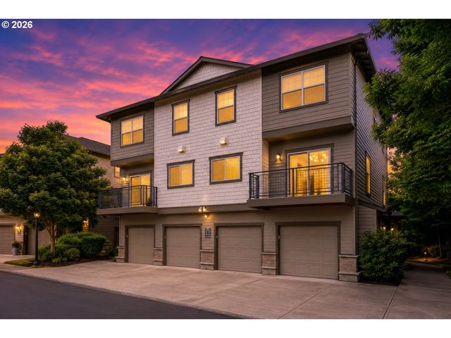 8656 Ne DELAMERE Way, Hillsboro, OR 97006