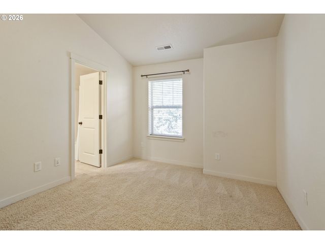 8656 Ne DELAMERE Way, Hillsboro, OR 97006