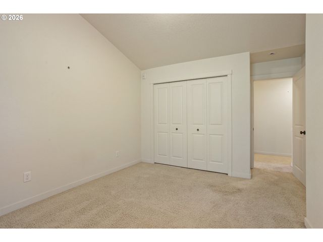 8656 Ne DELAMERE Way, Hillsboro, OR 97006