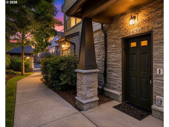 8656 Ne DELAMERE Way, Hillsboro, OR 97006