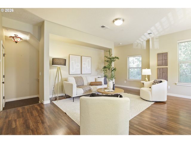 8656 Ne DELAMERE Way, Hillsboro, OR 97006