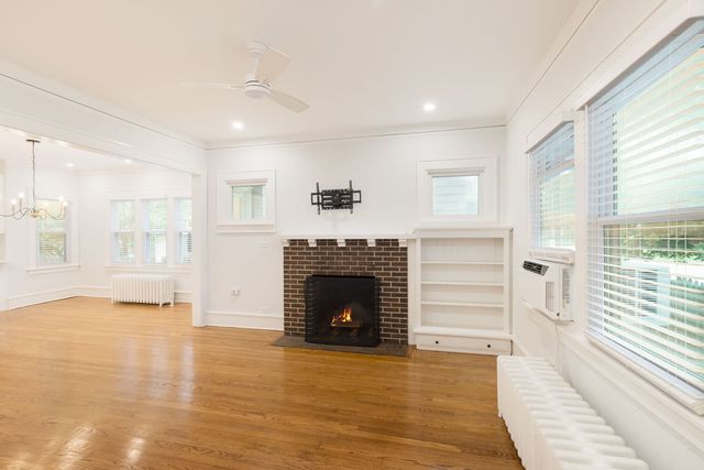 217 Highwood Avenue 1A, Highwood, IL 60040