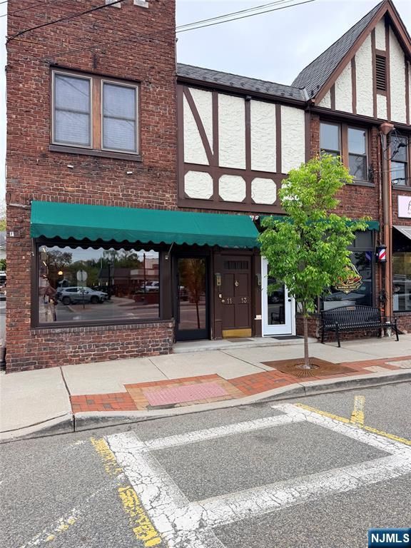 13 SHERIDAN Avenue, Ho-ho-kus, NJ 07423