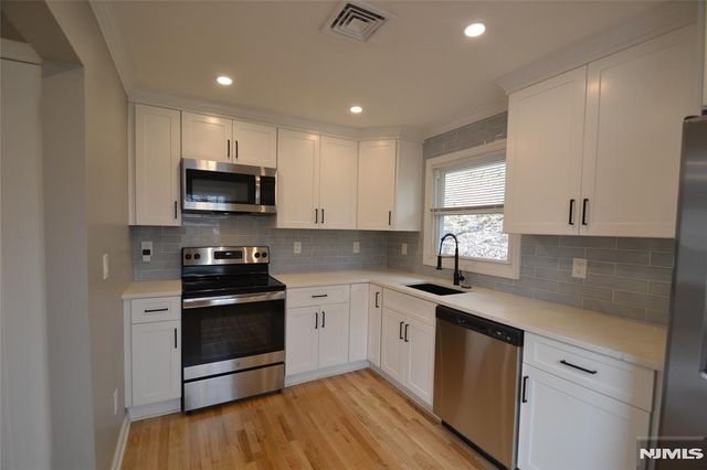 454 Rifle Camp Road, Woodland Park, NJ 07424