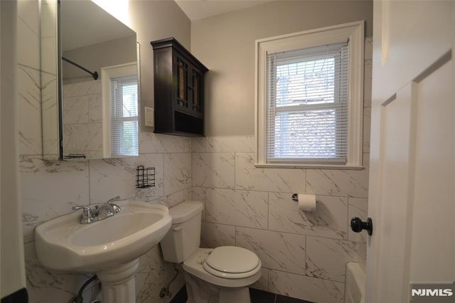 454 Rifle Camp Road, Woodland Park, NJ 07424