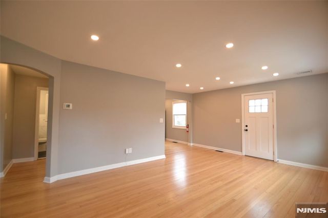 454 Rifle Camp Road, Woodland Park, NJ 07424