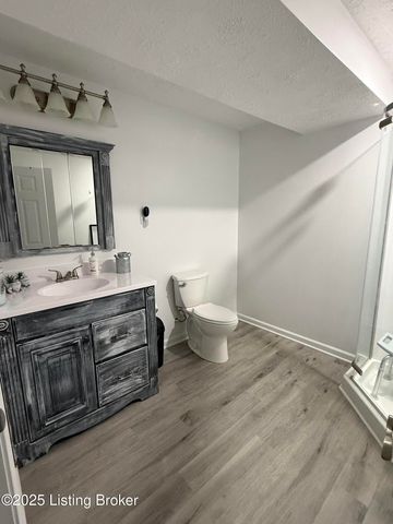 238 Pinnacle Dr, Brandenburg, KY 40108