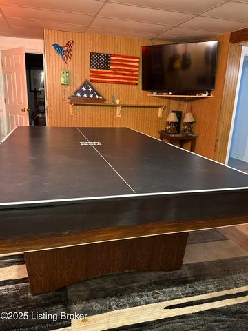 238 Pinnacle Dr, Brandenburg, KY 40108