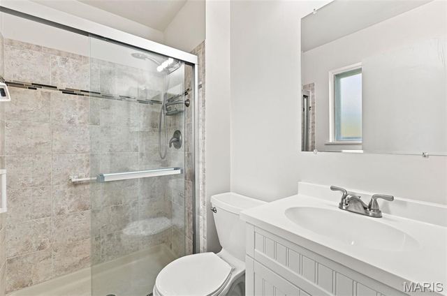 1448 La Cerros Lane, Florissant, MO 63031