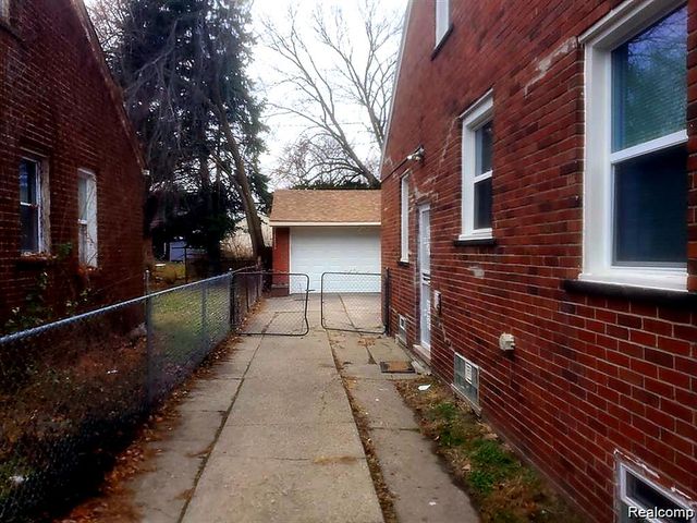 20441 Mitchell Street, Detroit, MI 48234