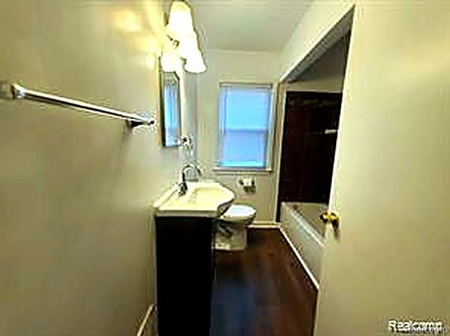 20441 Mitchell Street, Detroit, MI 48234