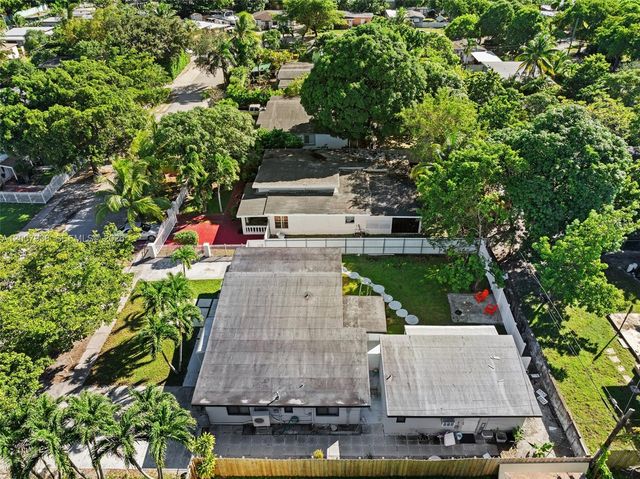 13840 NW 5th Ct, North Miami, FL 33168