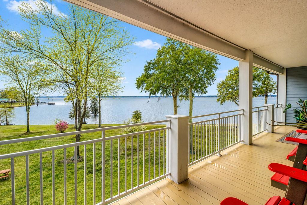1198 Bridge View Lane, Summerton, SC 29148