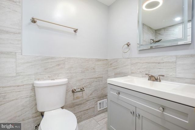 8 ALMANAC CT, Burtonsville, MD 20866