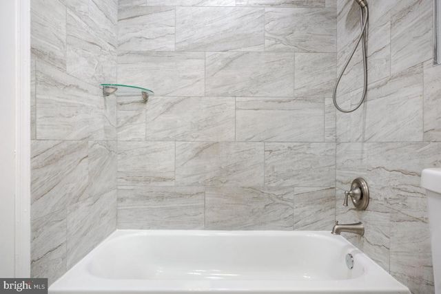 8 ALMANAC CT, Burtonsville, MD 20866